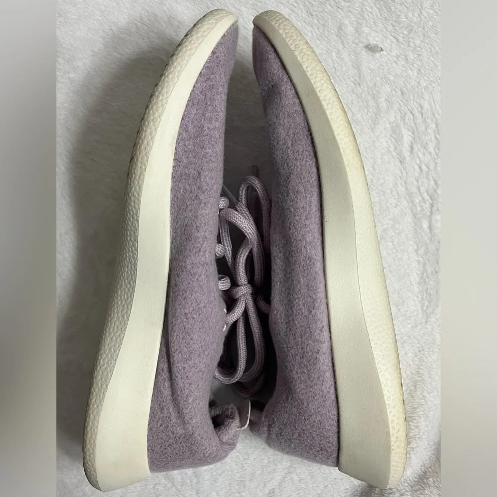 Allbirds women’s size 9 Tree Runners liliac purple wool sneakers